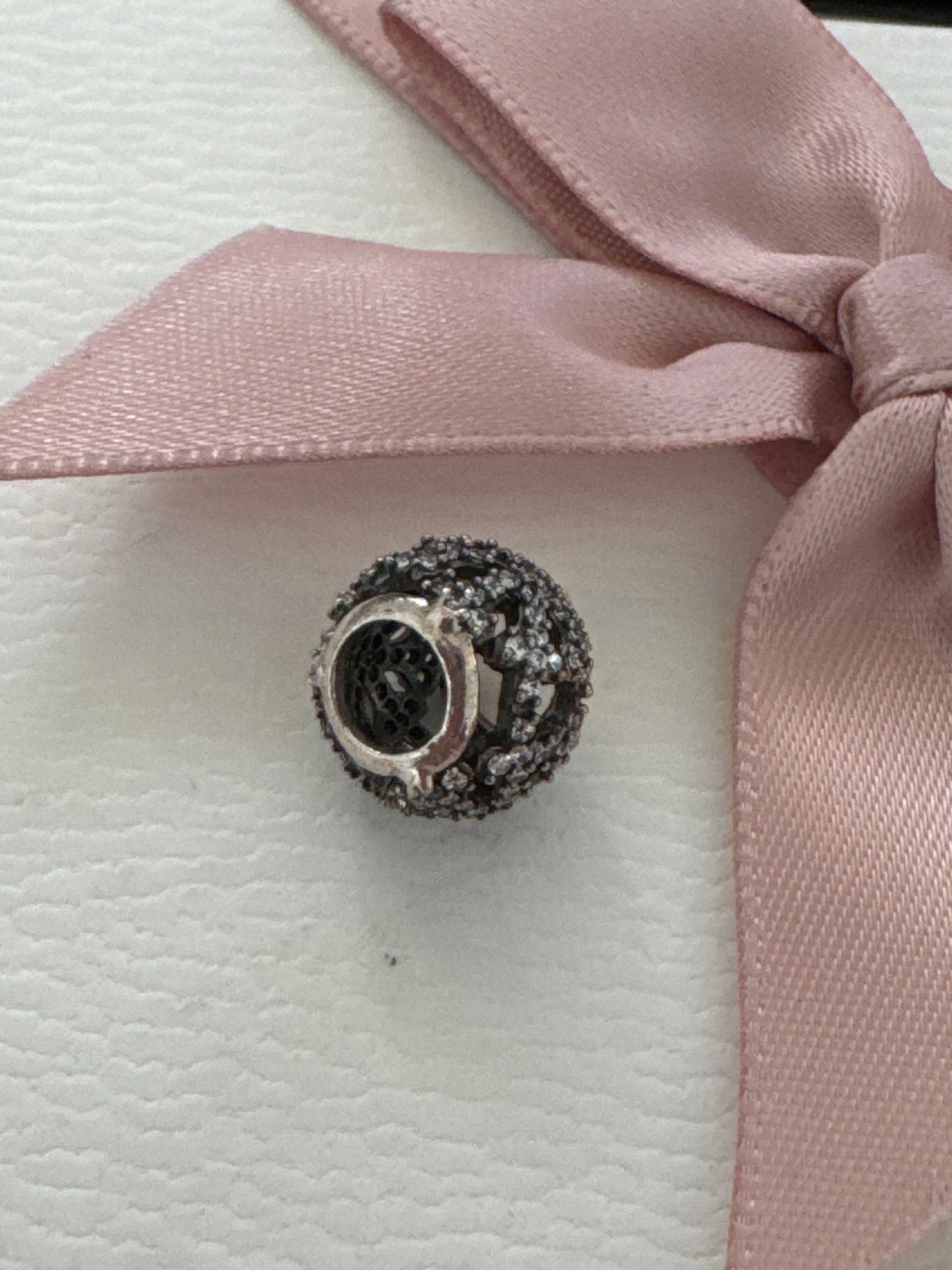 Genuine Pandora Limited Edition Let it Snow 2013 Pave Snowflake Open Charm
