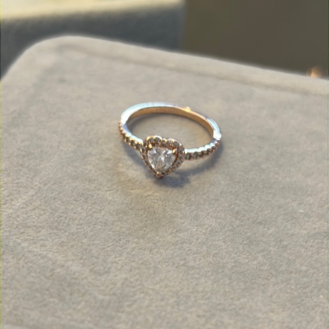 Genuine Pandora Rose Gold Pave Clear Stone Heart Ring Beautiful