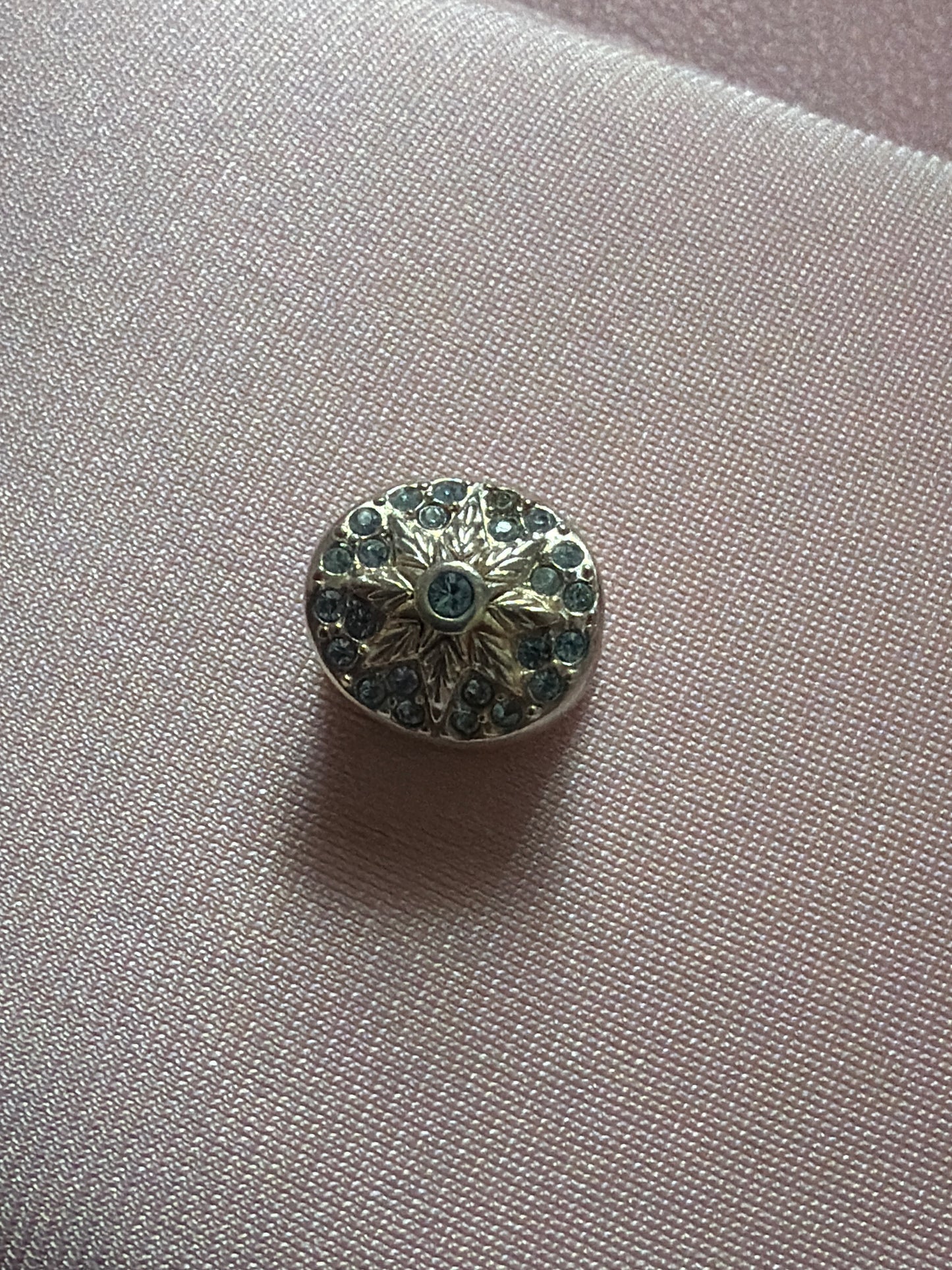 Genuine Chamilia Disney Let it Go Cz Pave Frozen Charm