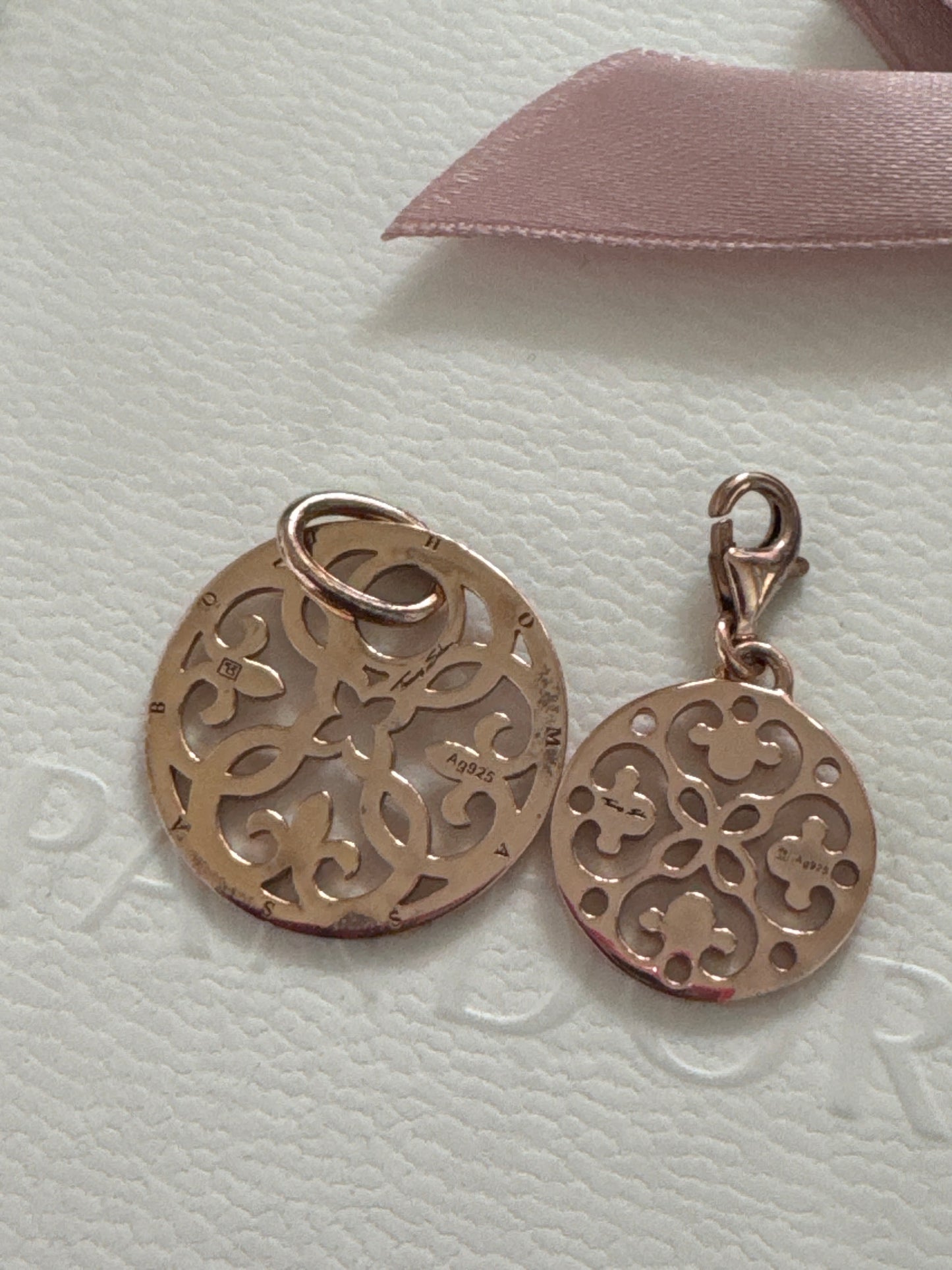 Genuine Thomas Sabo Arabesque Rose Gold Pendant & Charm Set