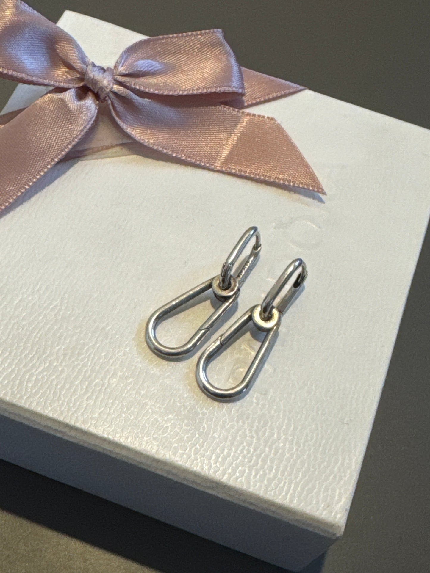 Genuine Pandora Me Hoop Link Dangle Earrings Beautiful