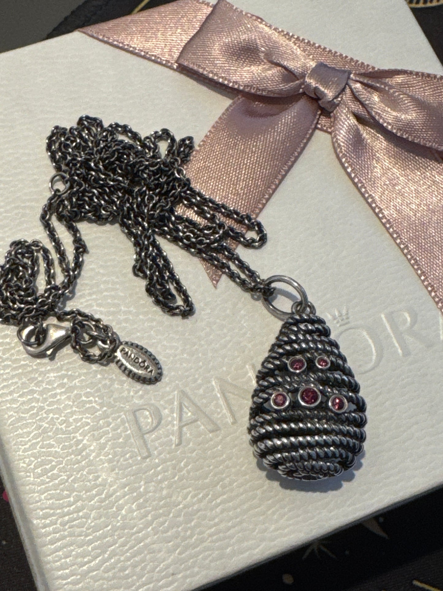 Genuine Pandora Rare HTF Hidden Romance Rhodolite Necklace 100cm Drop