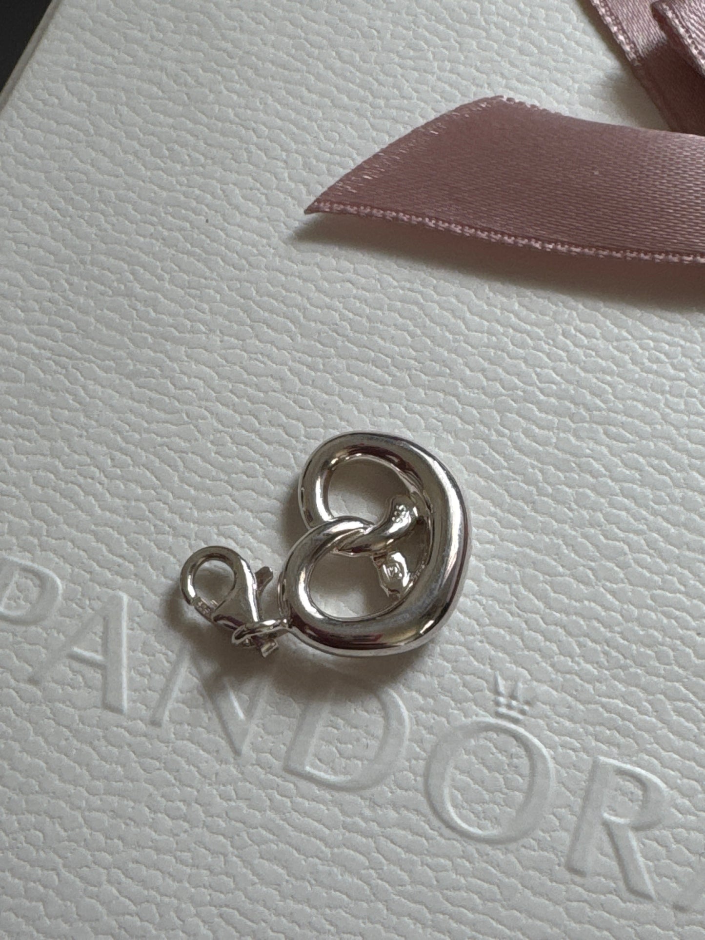 Genuine Thomas Sabo Cz Pave Pretzel Dangle Charm