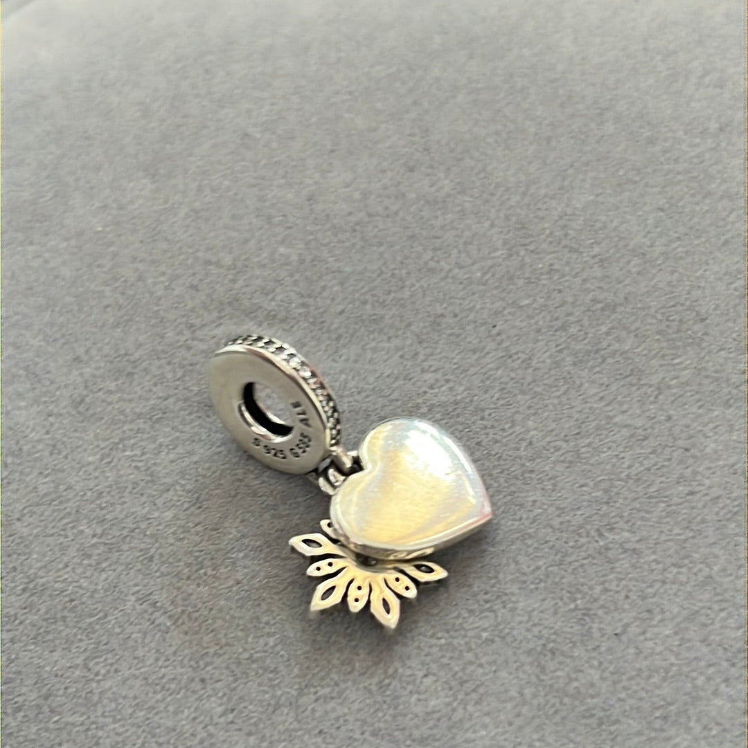 Genuine Pandora Two Tone Snowflake Heart Dangle with Wording You Keep Me Warm