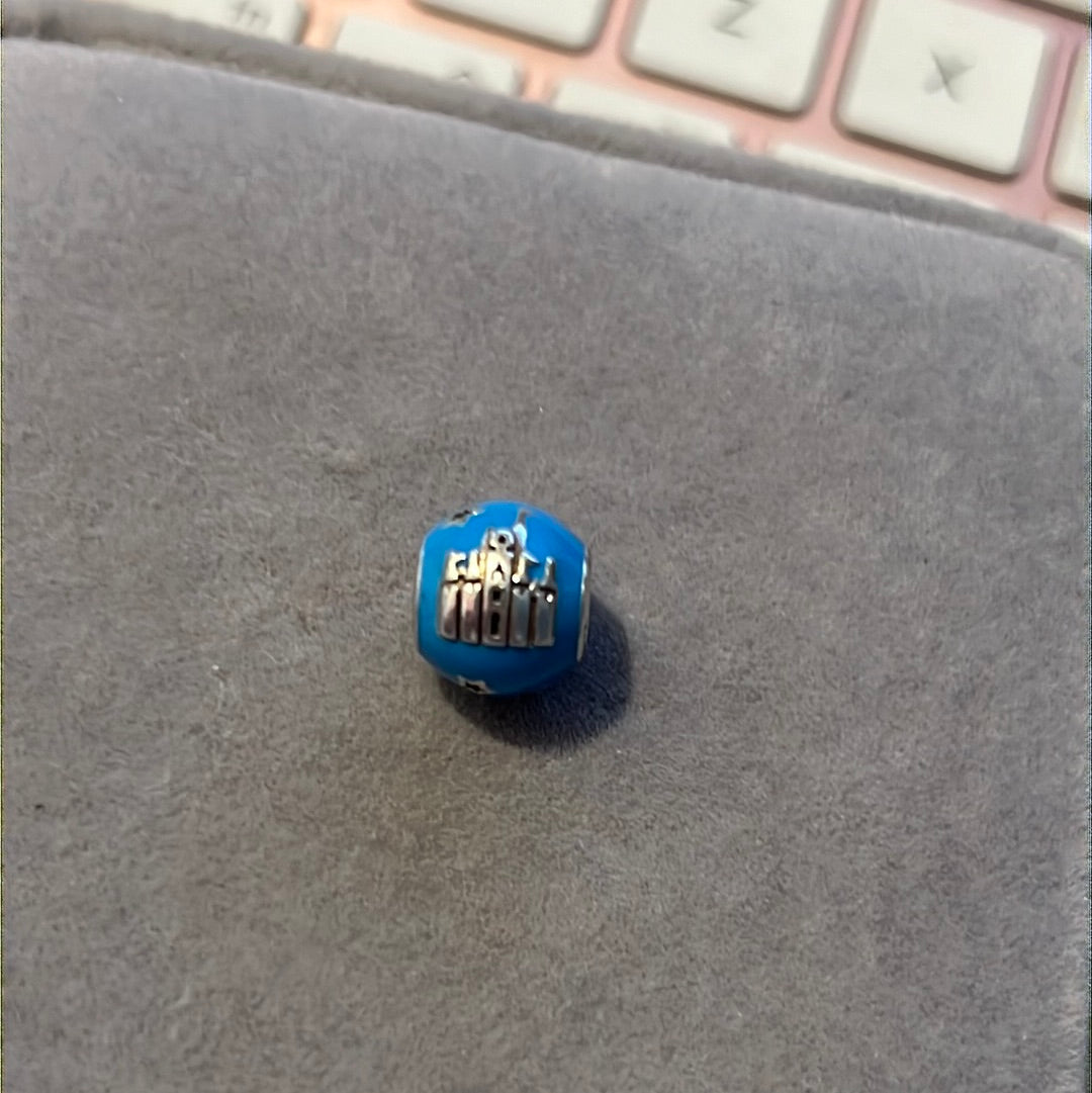 Genuine Pandora Disney Castle 2018 Hong Kong Exclusive Parks Charm