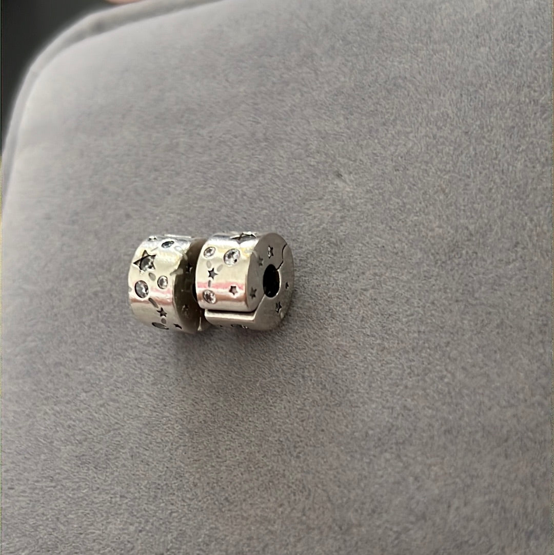 Genuine Pandora Stars & Galaxy Clips x2