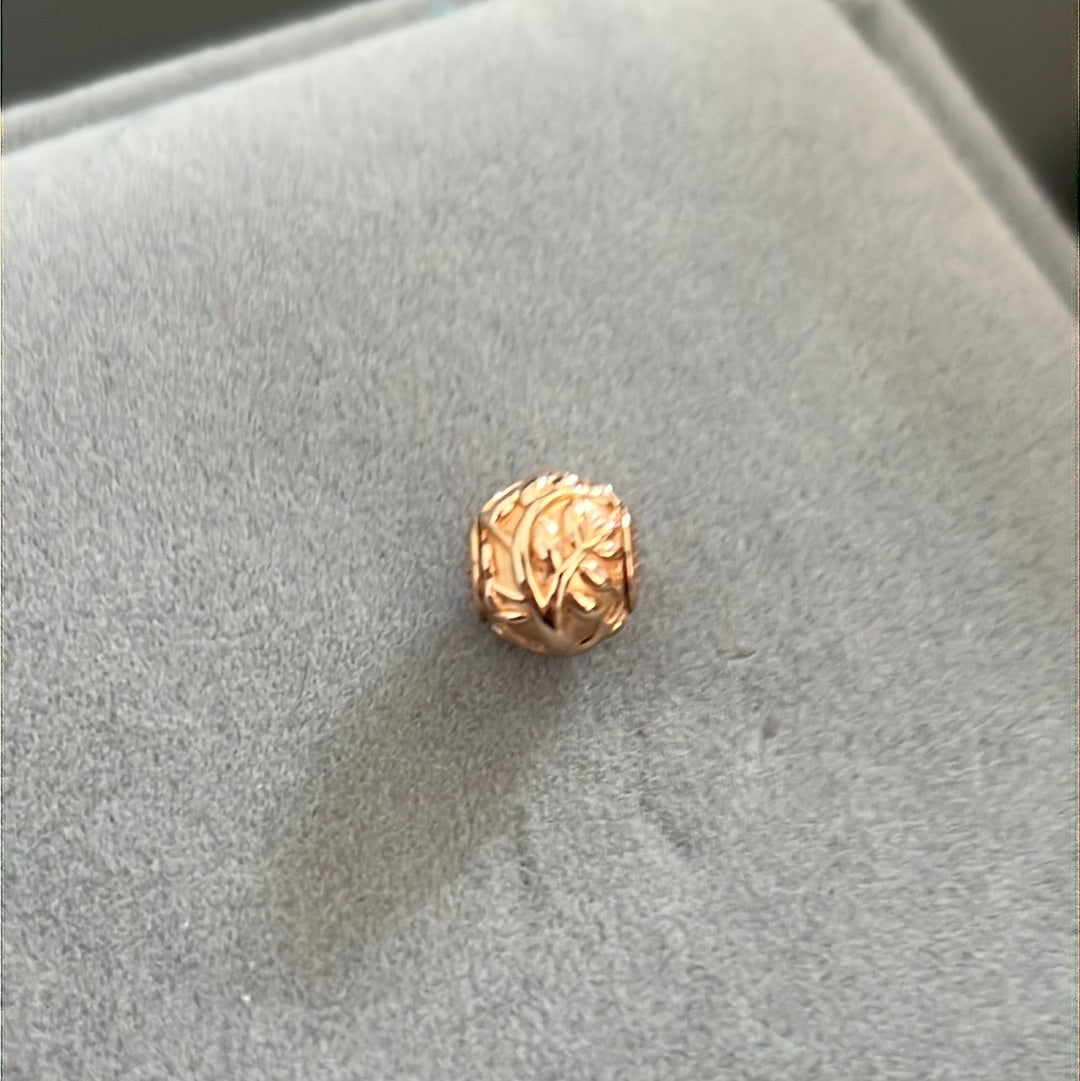 Genuine Pandora Essence Rose Gold Love Makes a Family Charm