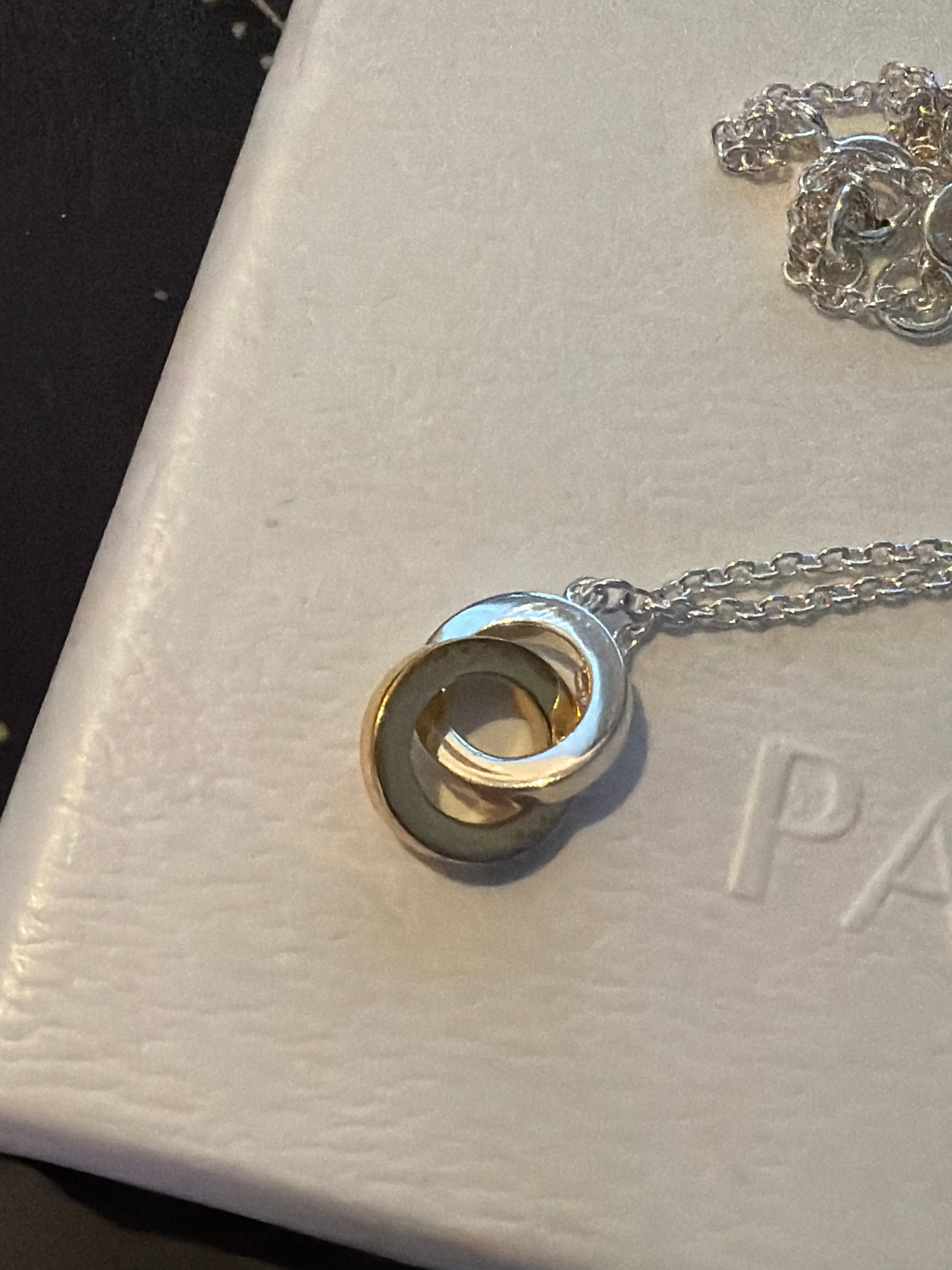 Genuine Links of London Two Tone Circle Link Short Necklace 45cm