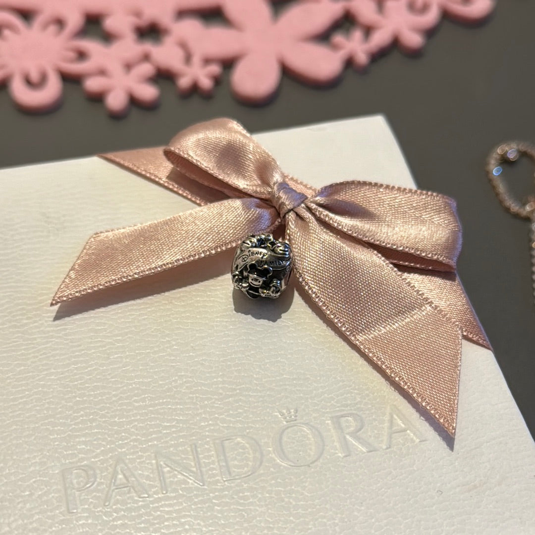 Genuine Pandora Disney Parks Exclusive Minnie & Mickey Mouse Disney Family Enamel Charm
