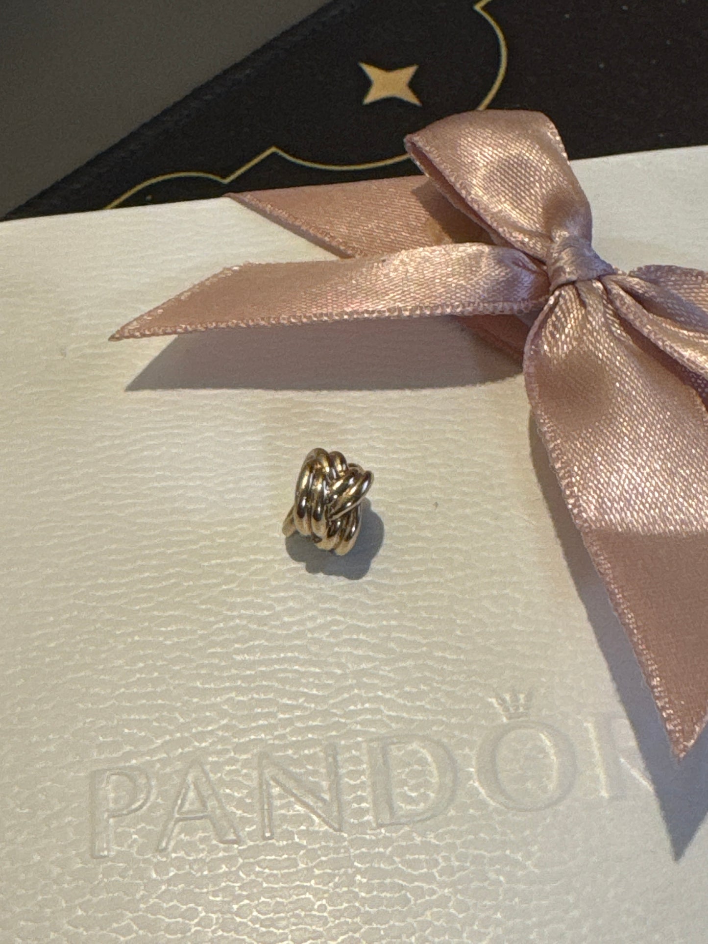 Genuine Pandora Solid Gold 14ct Beautiful Forget Me Knot Basket Weave Charm