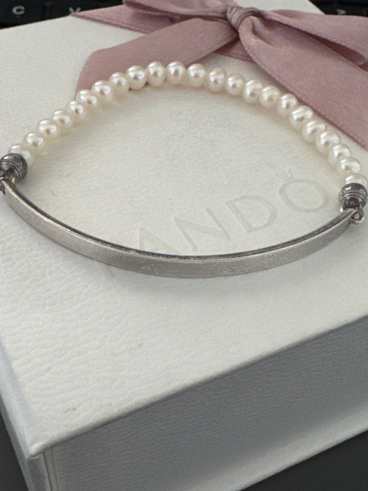 Genuine Thomas Sabo Love Bridge Pearl Silver Bangle