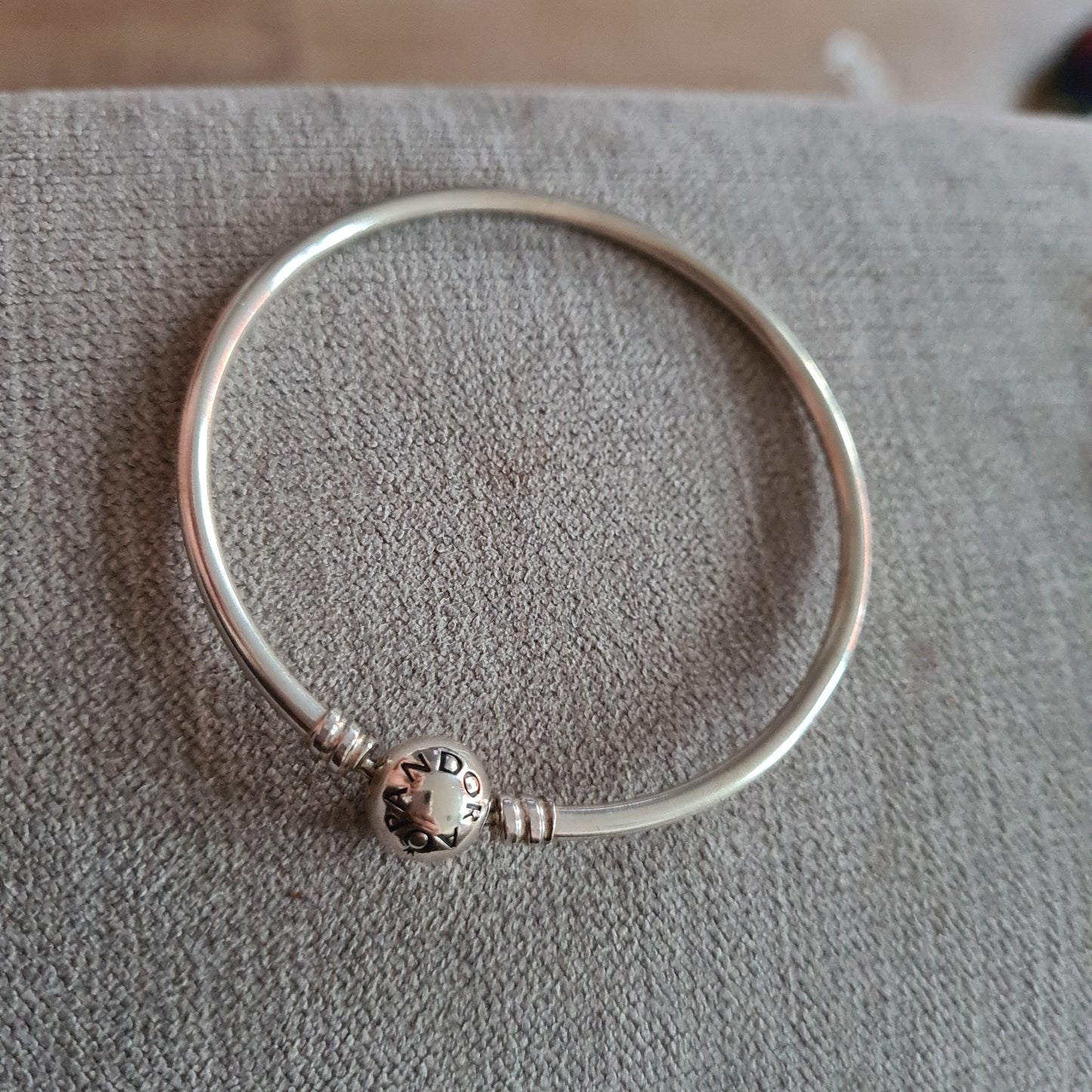 Genuine Pandora Pave Star Clasp Bangle Size 17cm