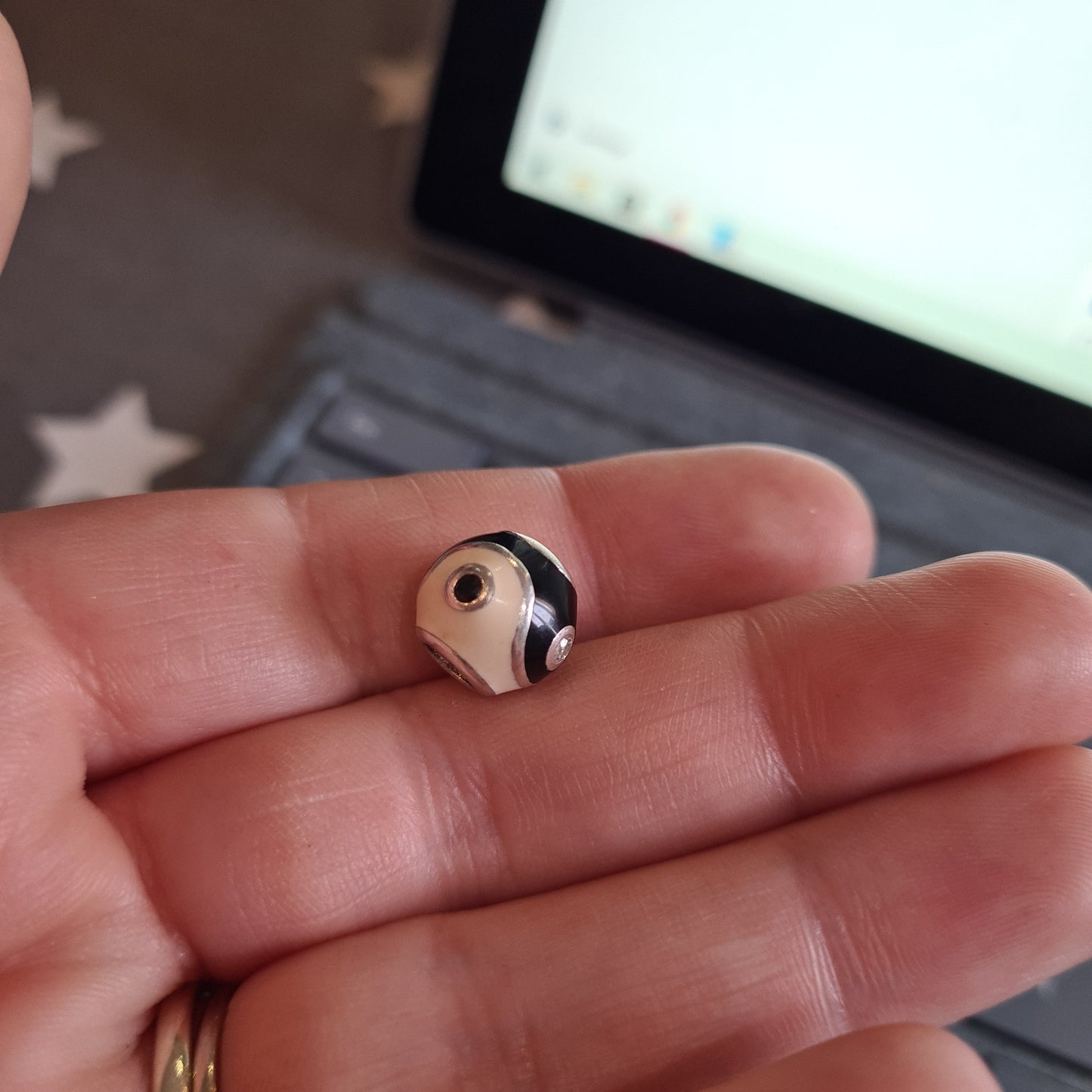 Genuine Pandora Yin Yang Peace Black and White With CZ Charm