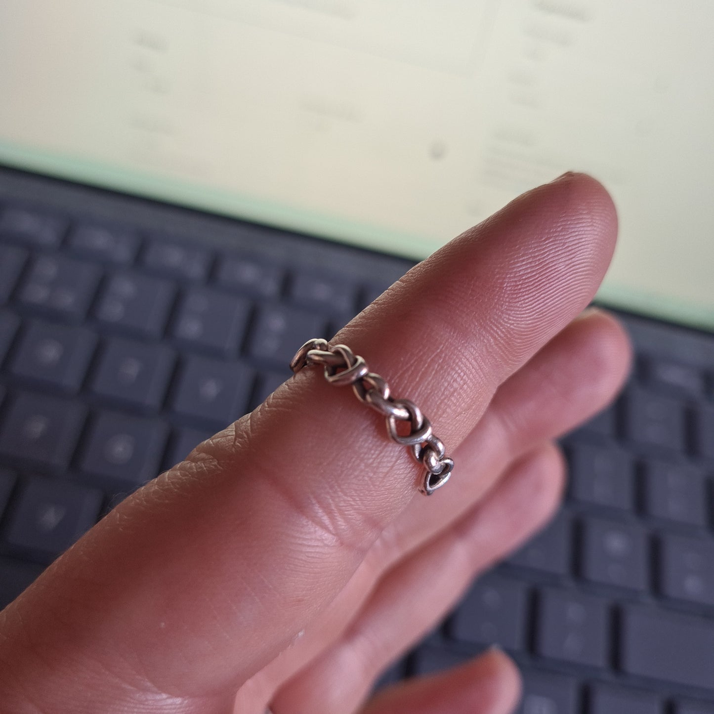 Genuine Pandora Heart Openwork Knotted Band Size 50 Ring