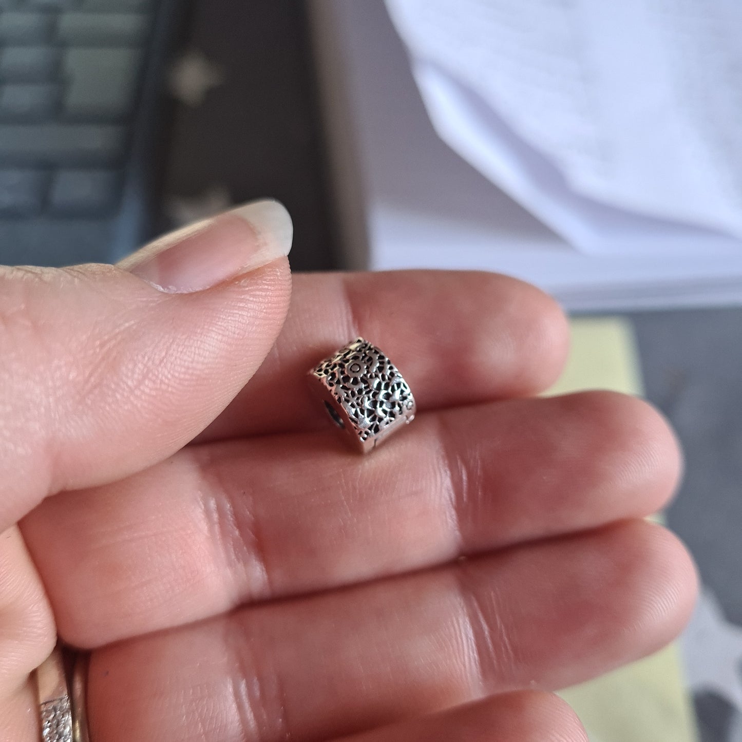 Genuine Pandora Flower Lace Floral Clips x2