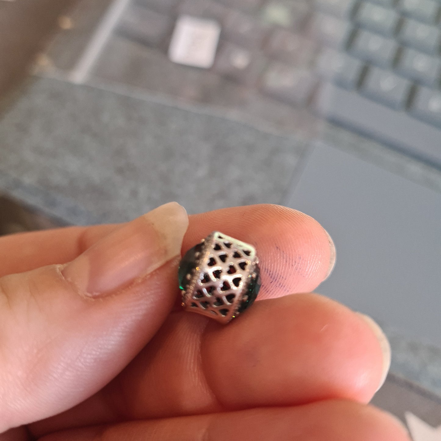 Genuine Pandora Large Stone Pave Emerald Green Radiant Hearts Charm