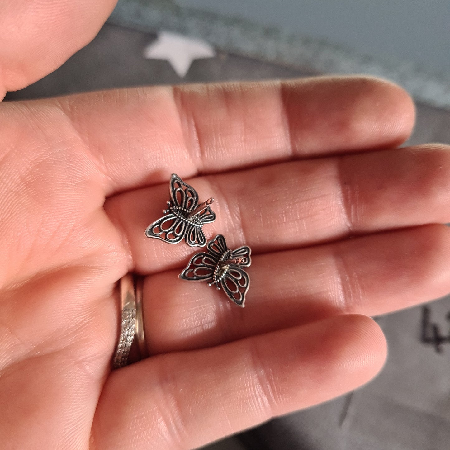 Genuine Pandora Butterfly Pave Openwork Earrings Sparkle Studs