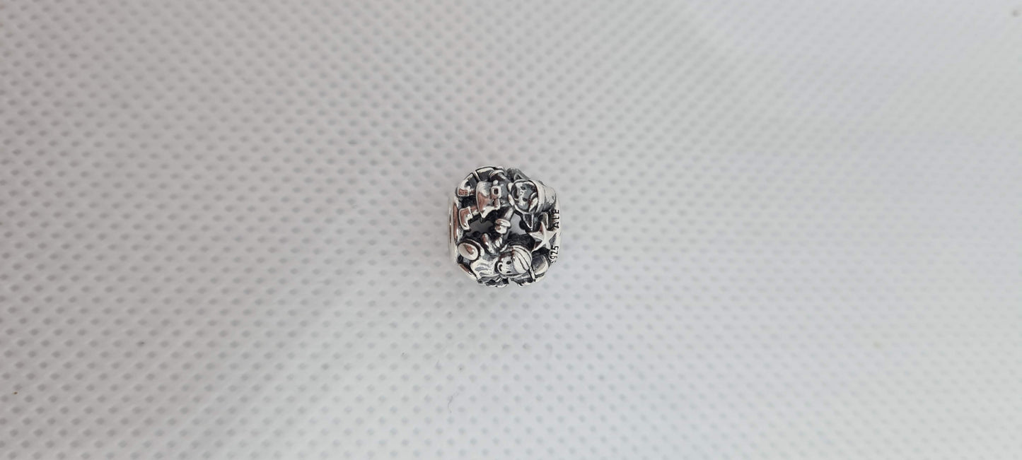 Genuine Pandora Elves Workshop Christmas Charm
