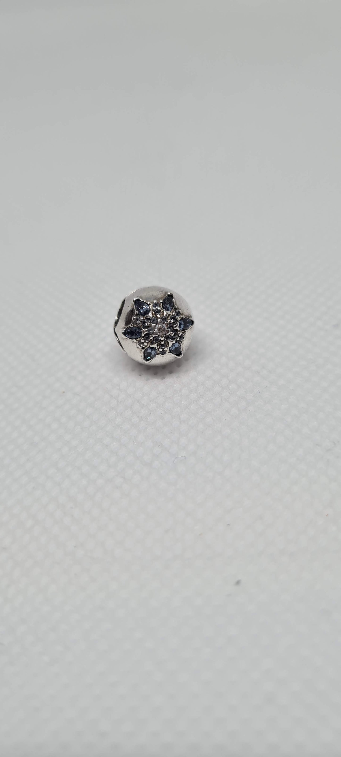 Genuine Pandora Blue Snowflake Clip Charm