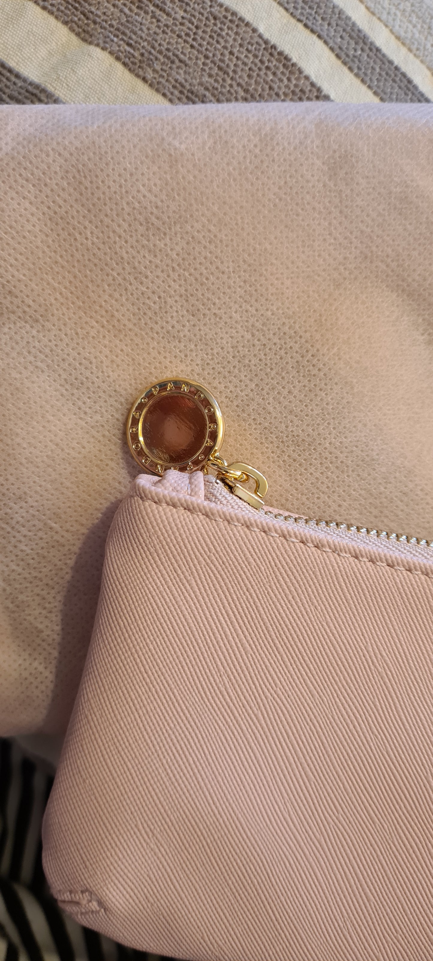 Genuine Pandora Pink Purse With Dustbag