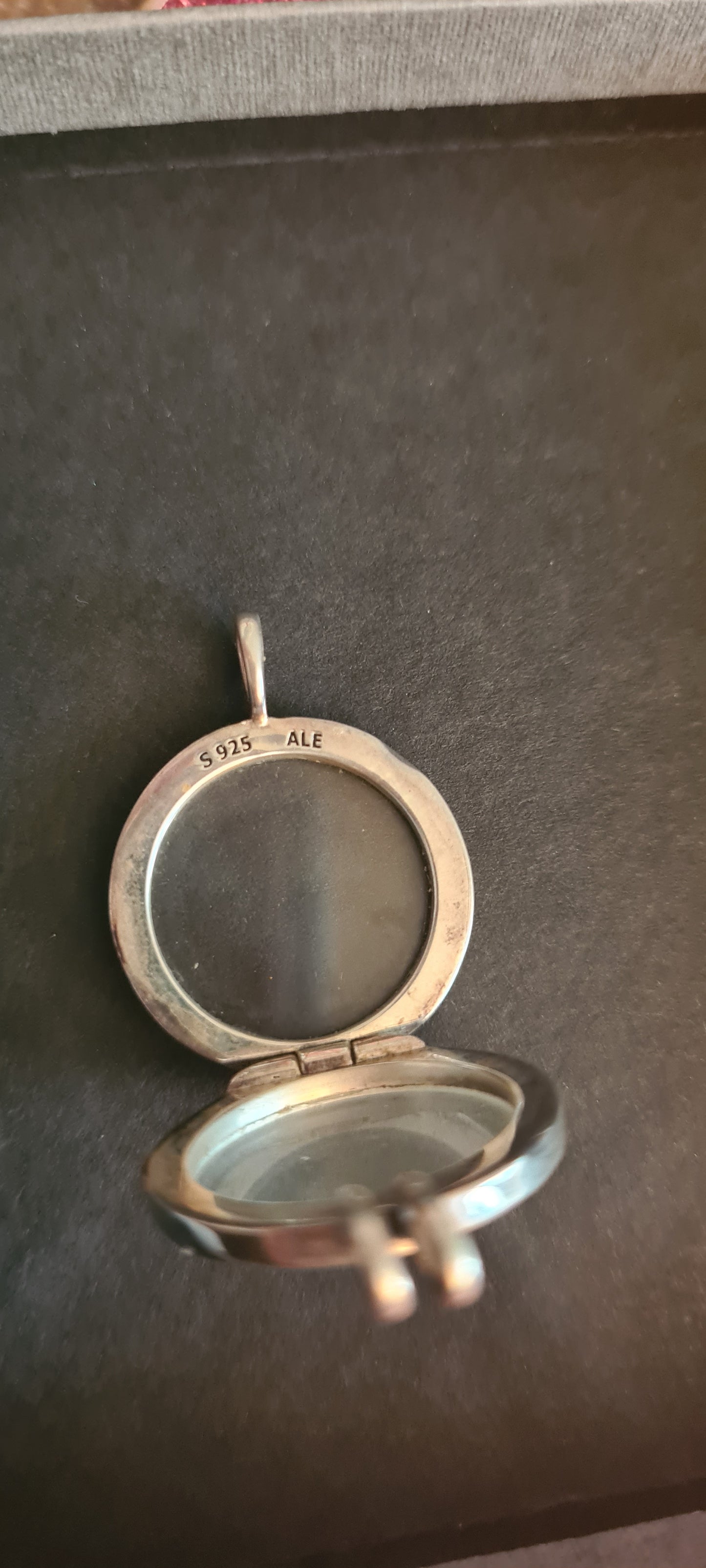 Genuine Pandora Memory Locket Floating Locket Petite Pendant