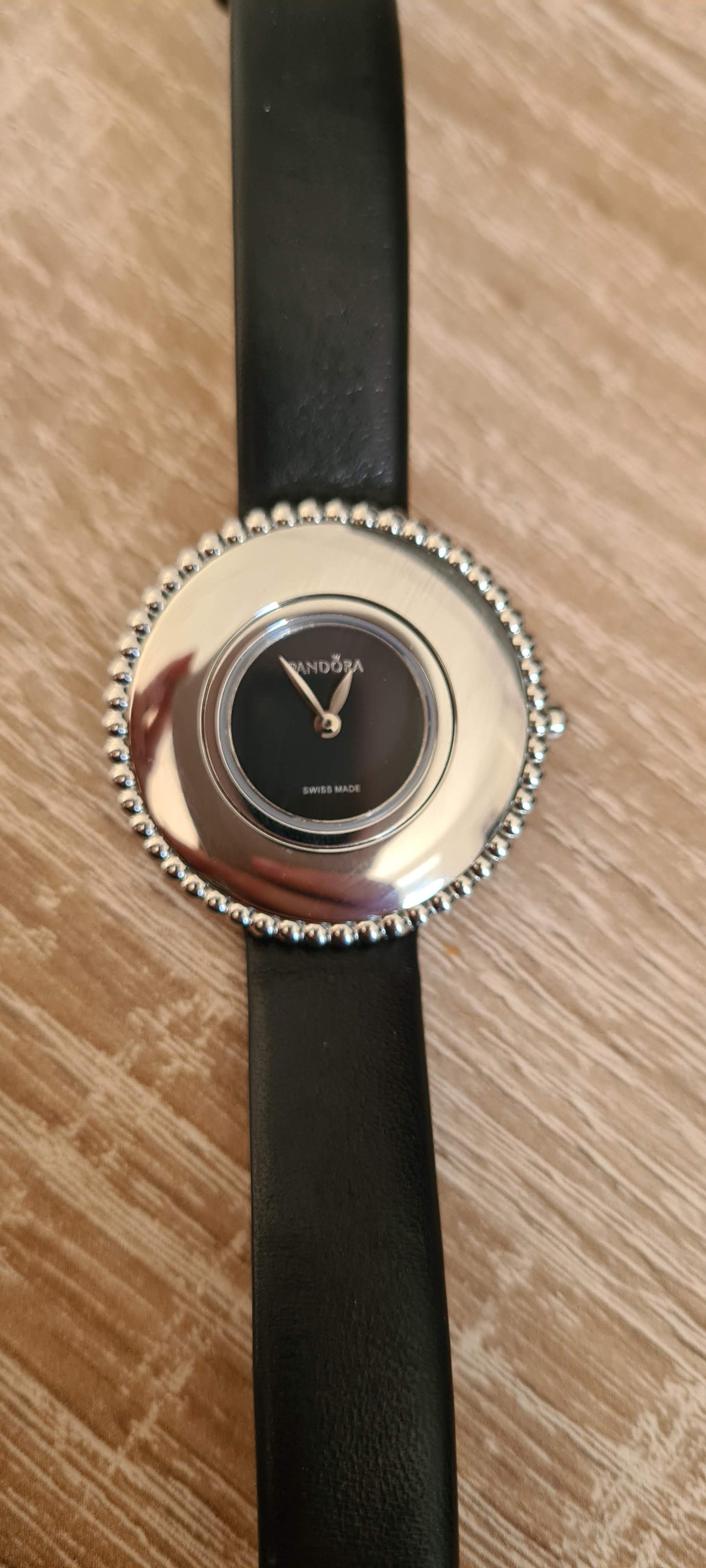 Genuine Pandora Beautiful Black and Silver Watch Liquid Collection