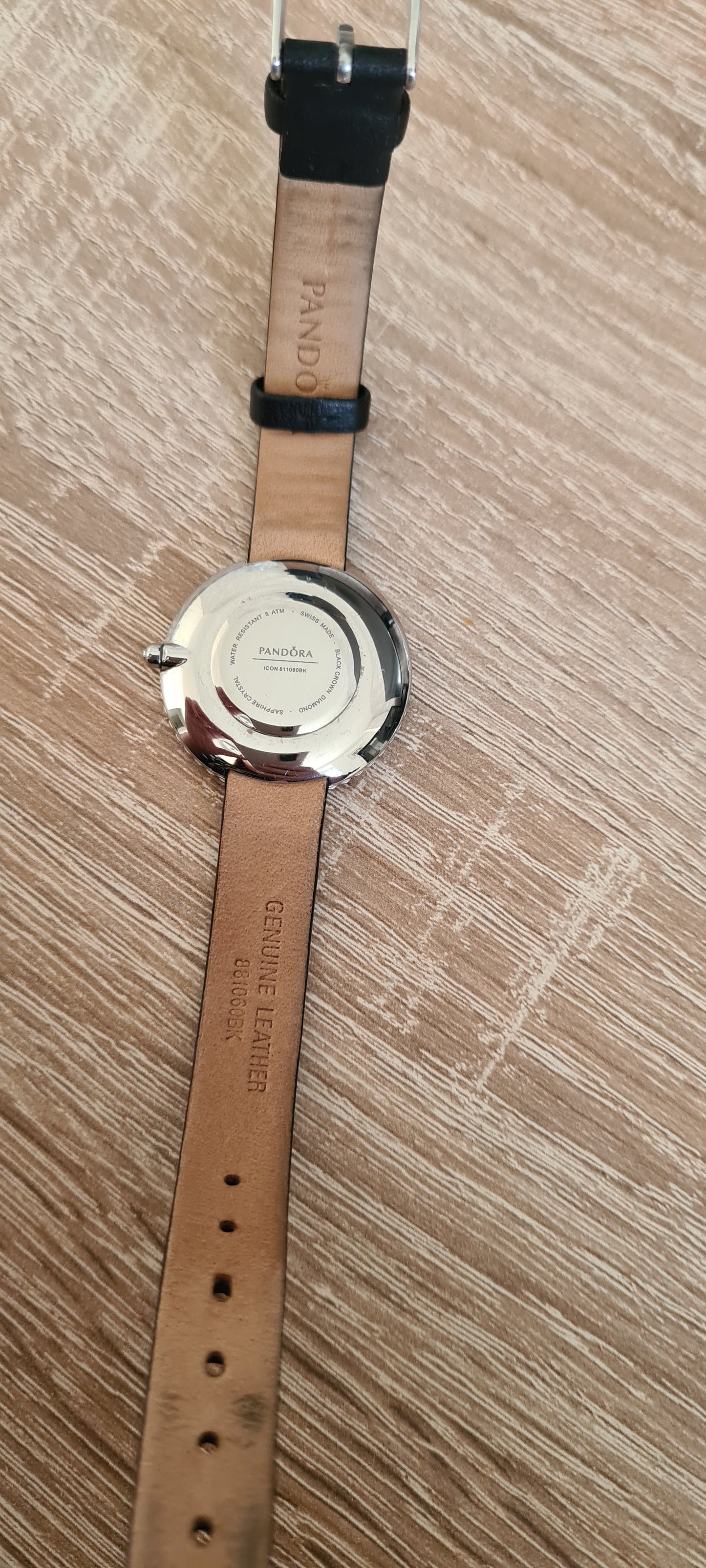 Genuine Pandora Beautiful Black and Silver Watch Liquid Collection