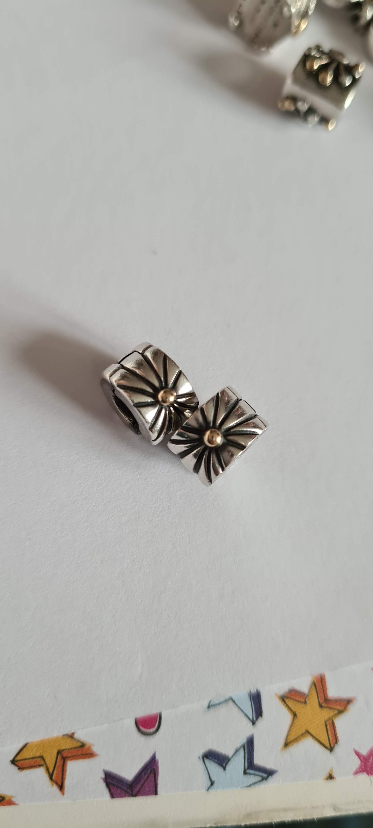 Genuine Pandora Two Tone Sunburst Clip(s)