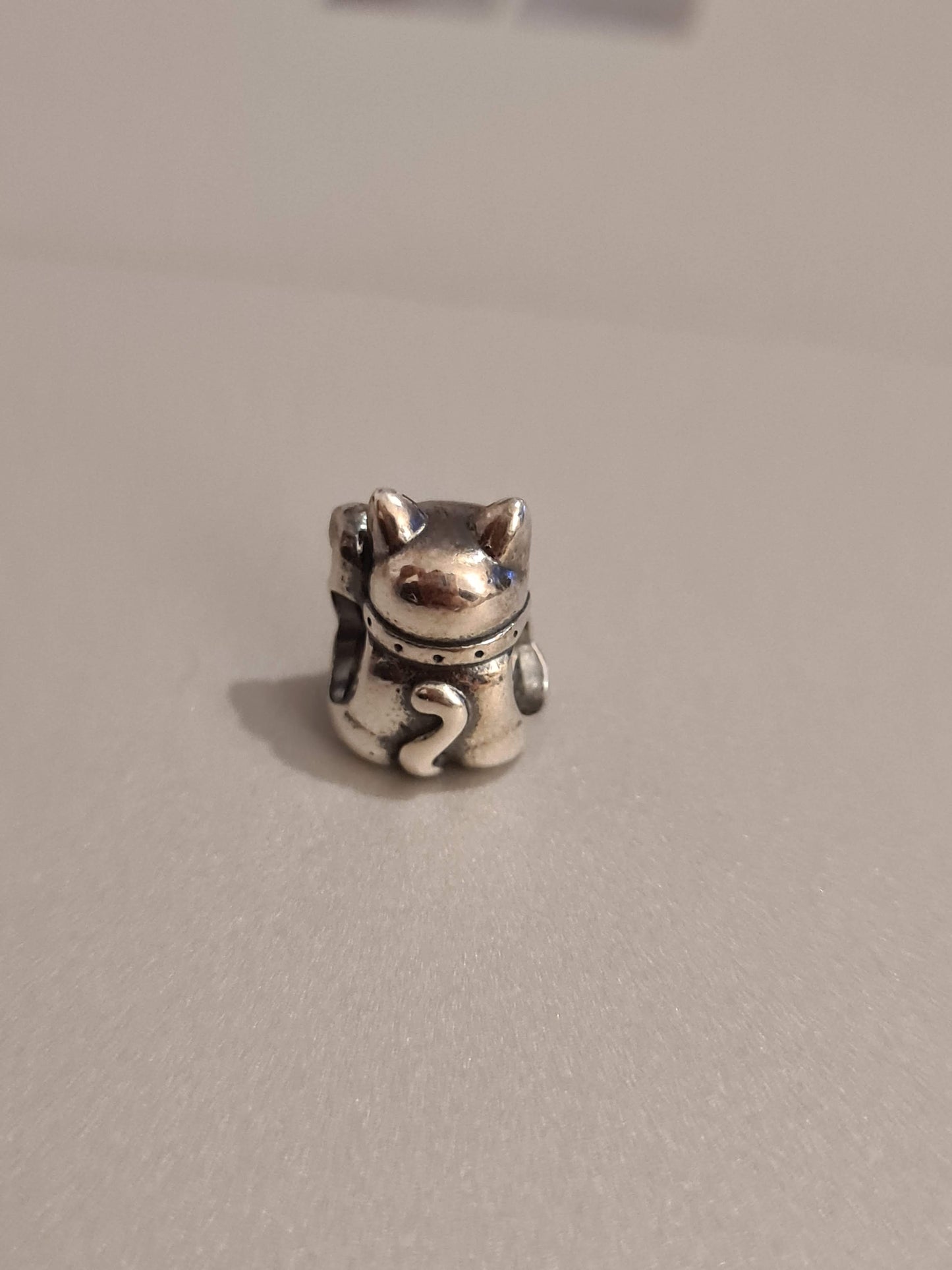 Genuine Pandora Lucky Chinese Cat Waving Kitten
