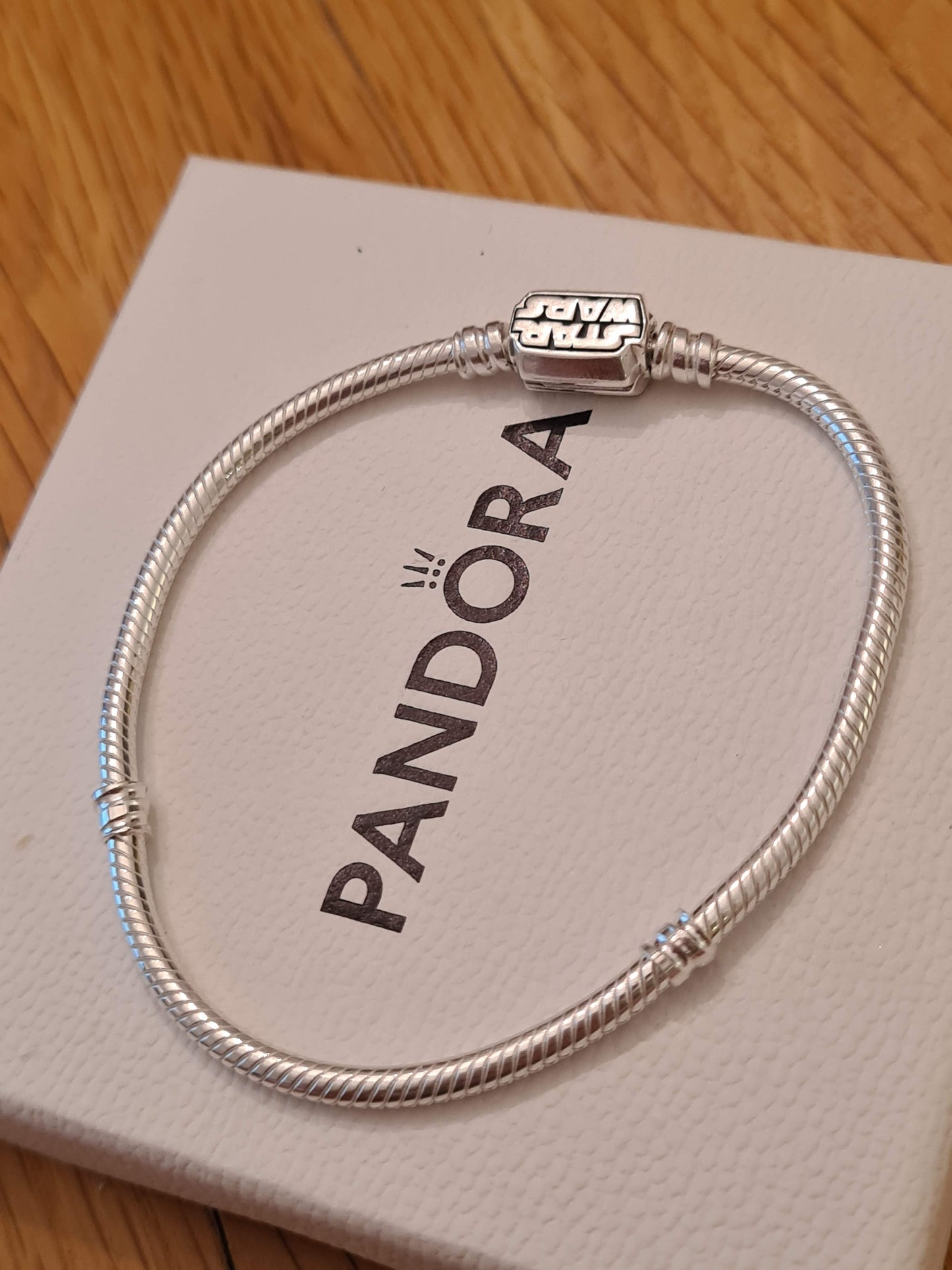 Genuine Pandora Brand New Star Wars Snake Chain Bracelet Size 19cm