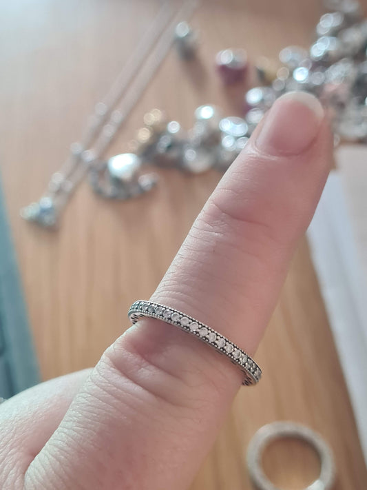 Genuine Pandora Radiant Heart Sparkle Stone All Around the Band Size ....