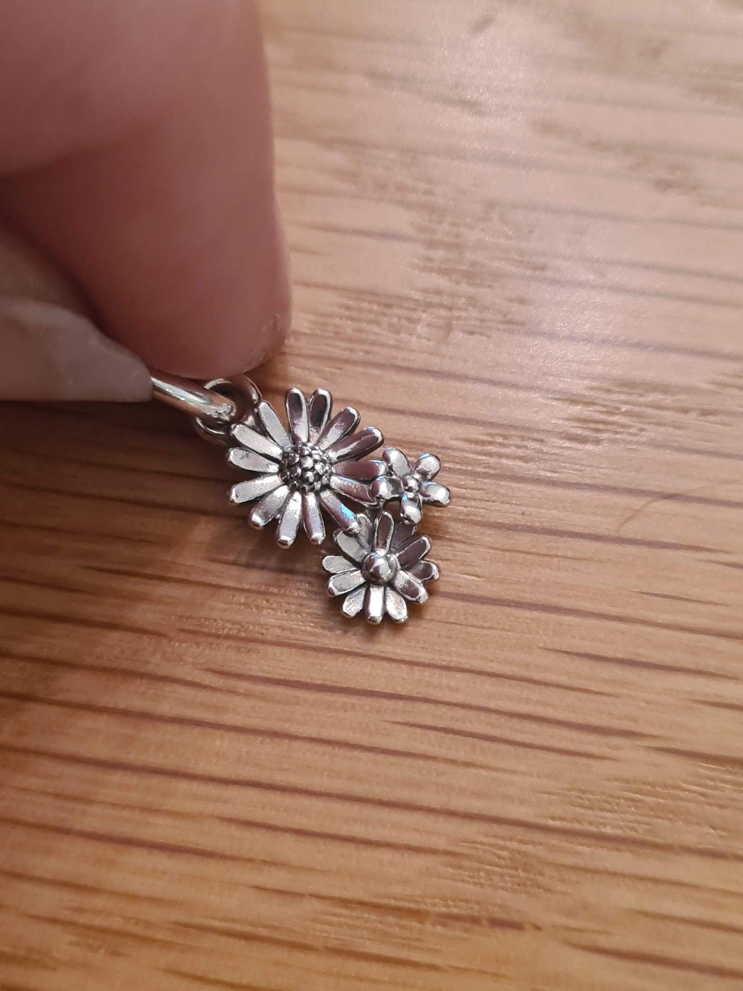 Genuine Pandora New Style Trio of Daisies Dangle Pendant Charm
