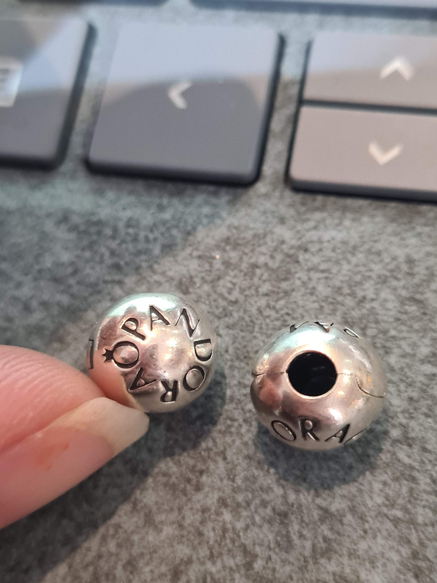 Genuine Pandora Plain Logo Pandora Clips Sold As A Pair