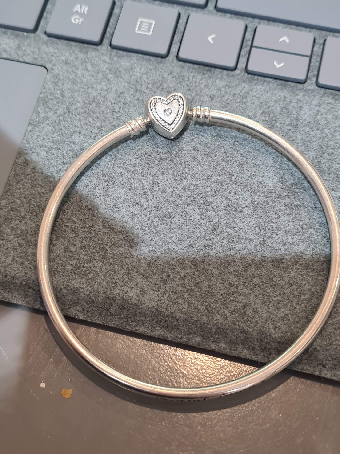 Genuine Pandora Family Forever Wishful Bangle With Heart Clasp Size 19cm Medium