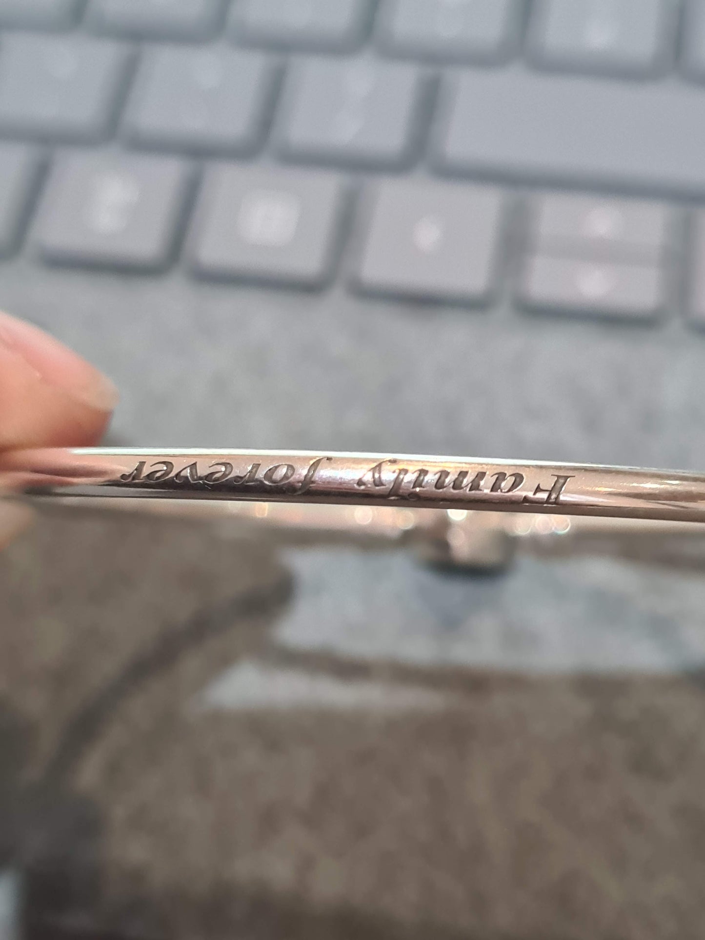 Genuine Pandora Family Forever Wishful Bangle With Heart Clasp Size 19cm Medium
