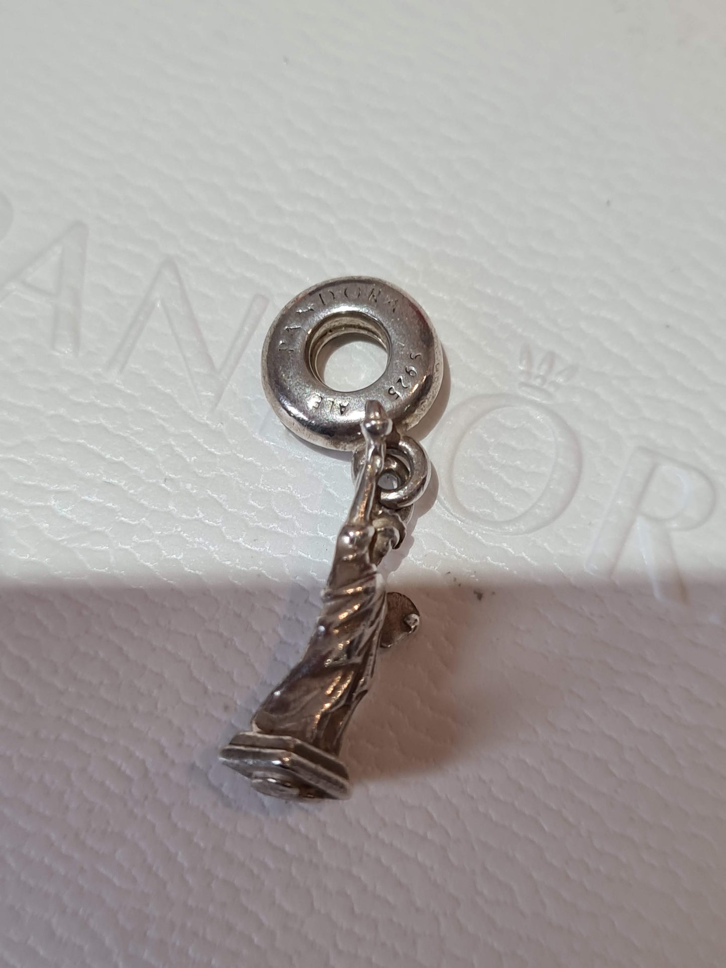 Genuine Pandora New York Statue of Liberty Monument Charm Travel America