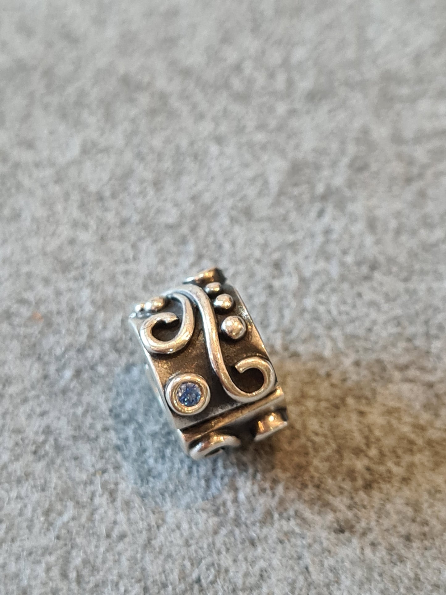 Genuine Pandora Blue Stone Tendril Clip Rare Single