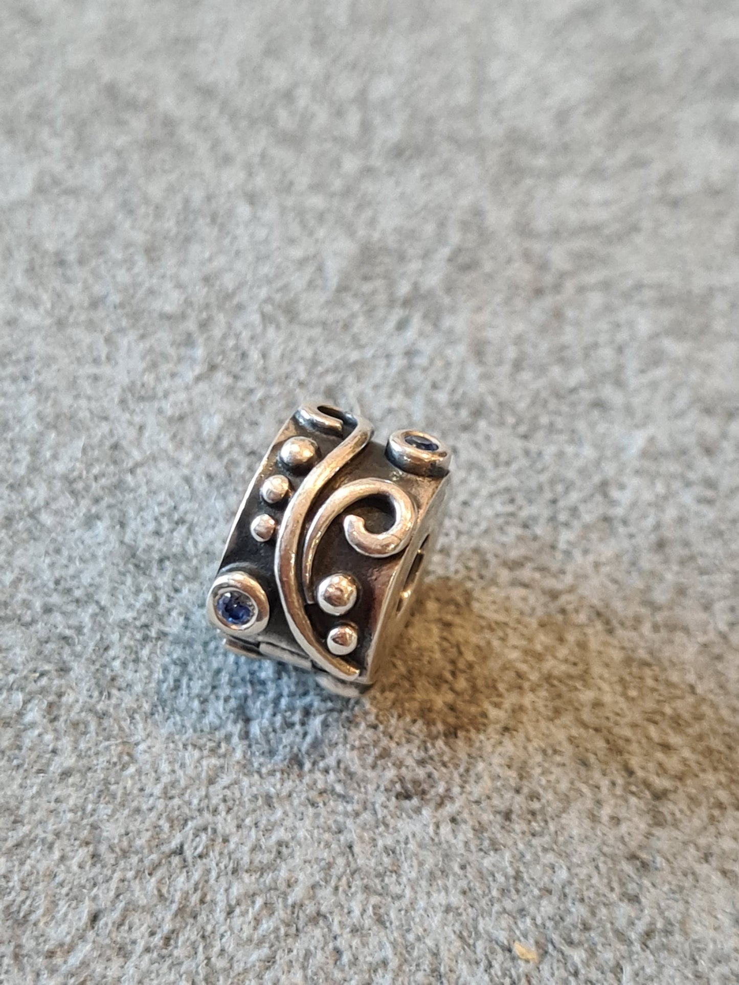 Genuine Pandora Blue Stone Tendril Clip Rare Single