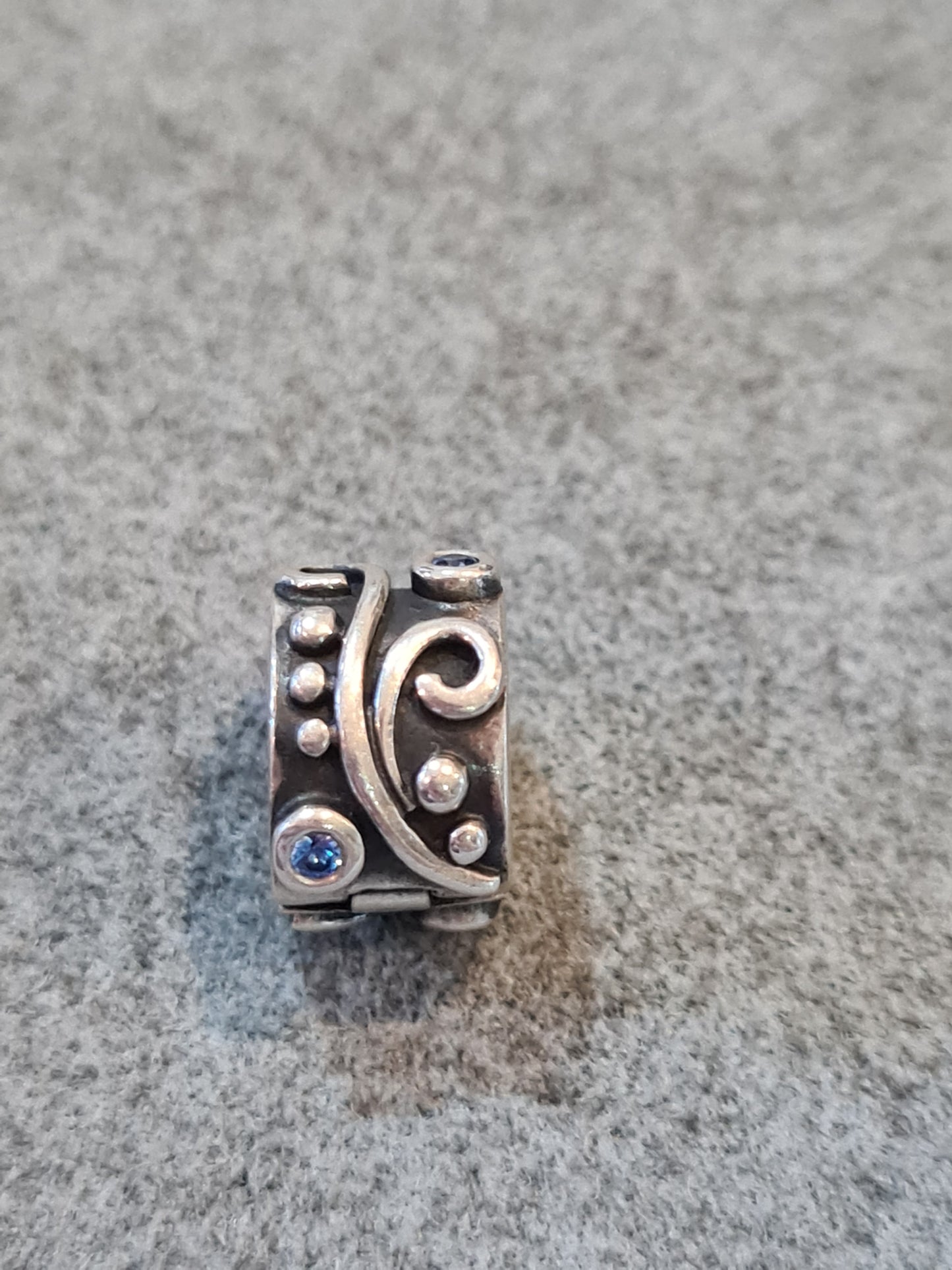 Genuine Pandora Blue Stone Tendril Clip Rare Single