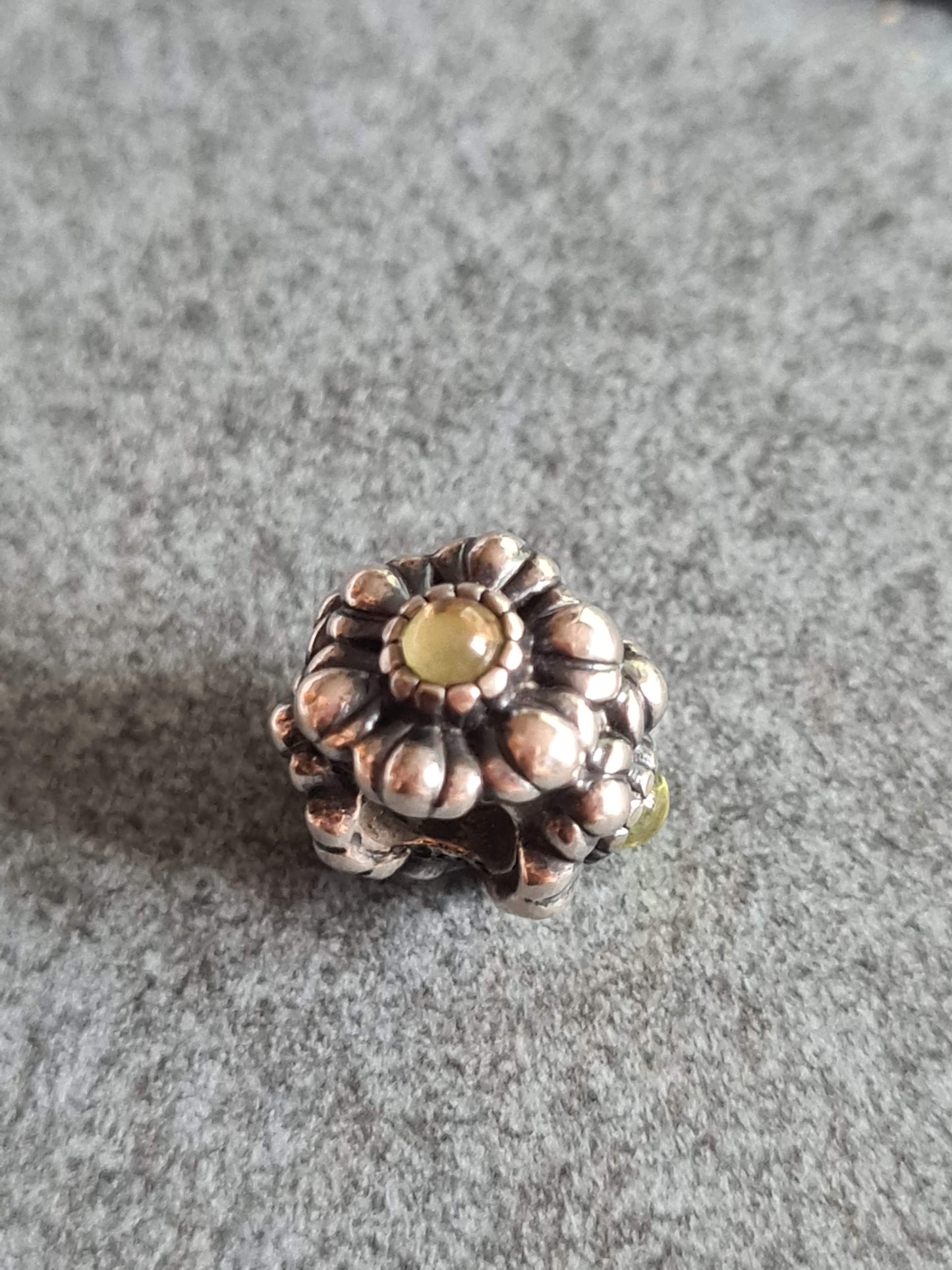 Genuine Pandora Peridot august Birthday Bloom Birthstone Charm flower