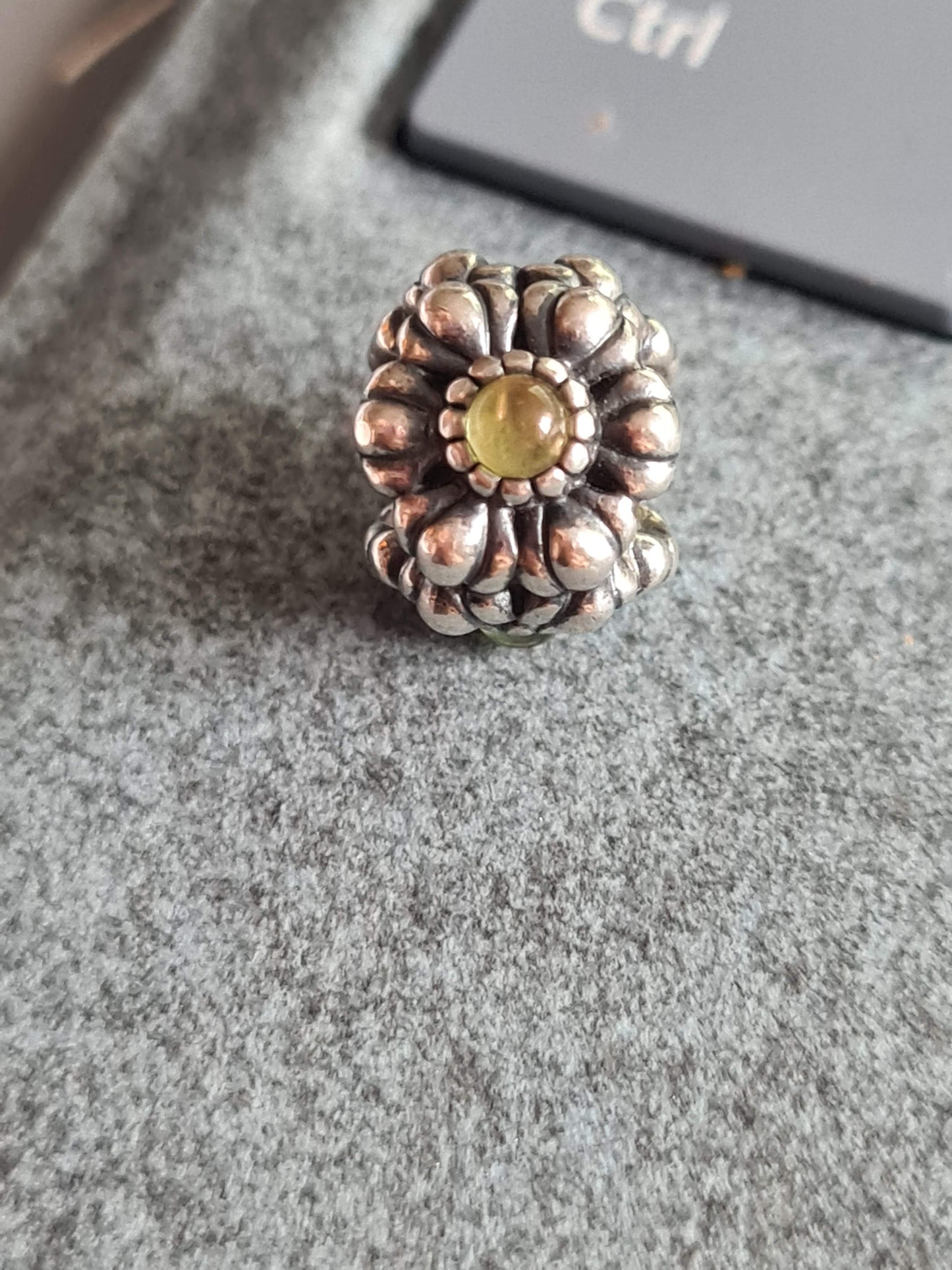 Genuine Pandora Peridot august Birthday Bloom Birthstone Charm flower