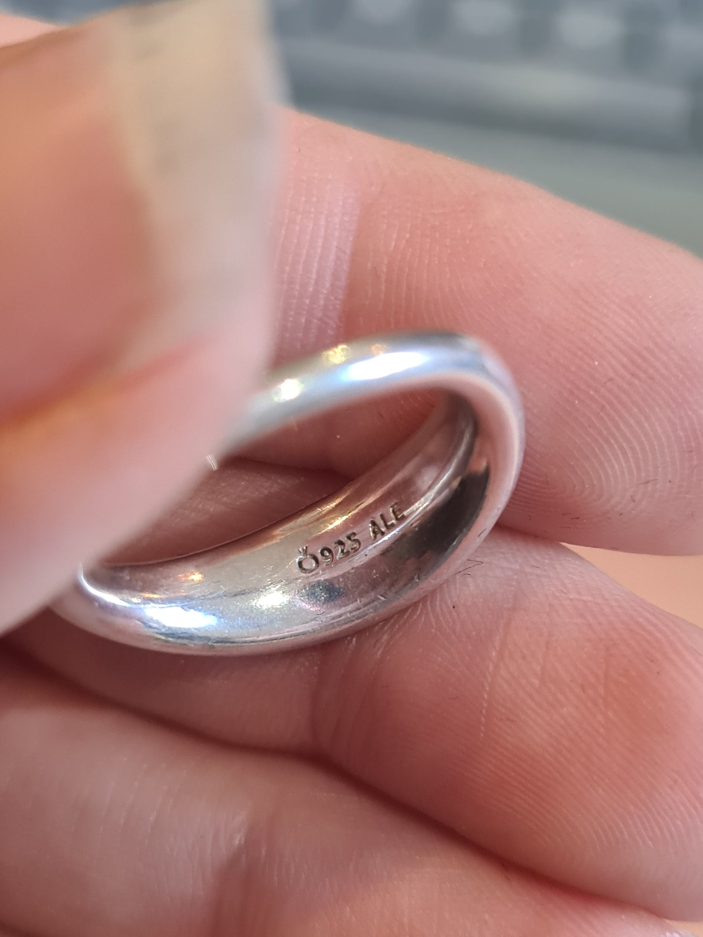 Genuine Pandora Rare and Retired Liquid Flow Ring Size 58