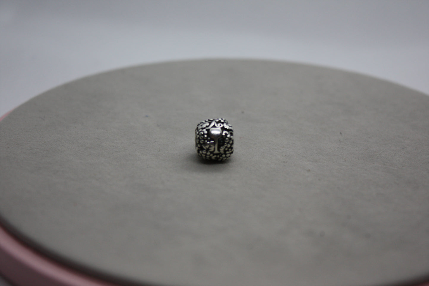 Genuine Pandora Rare Retired Vineyard Wine Charm Grapes
