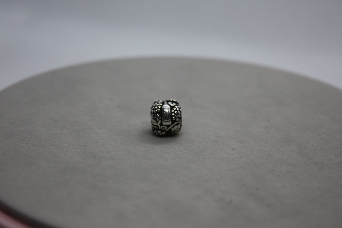 Genuine Pandora Rare Retired Vineyard Wine Charm Grapes