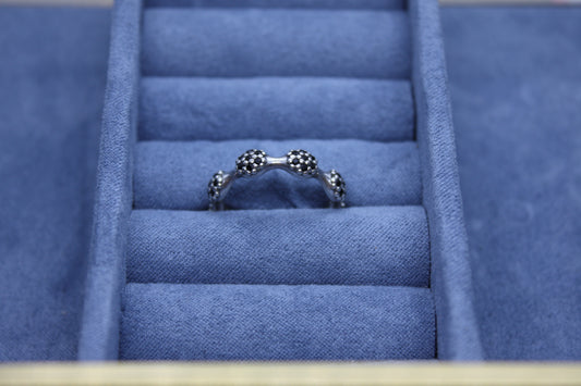 Genuine Pandora Love Pod Pave Sparkle Ring..
