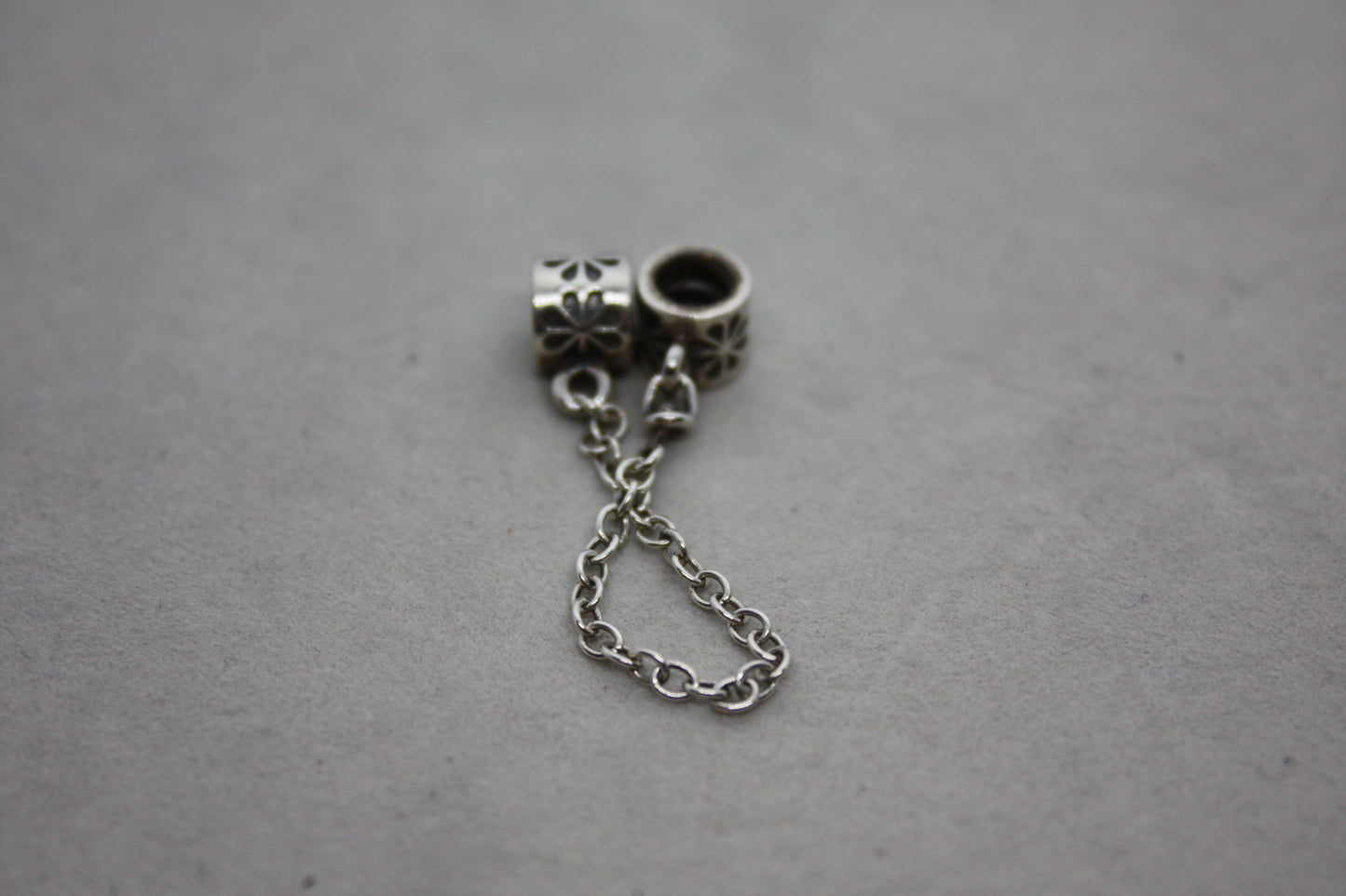 Genuine Pandora Flower Safety Chain Retired.