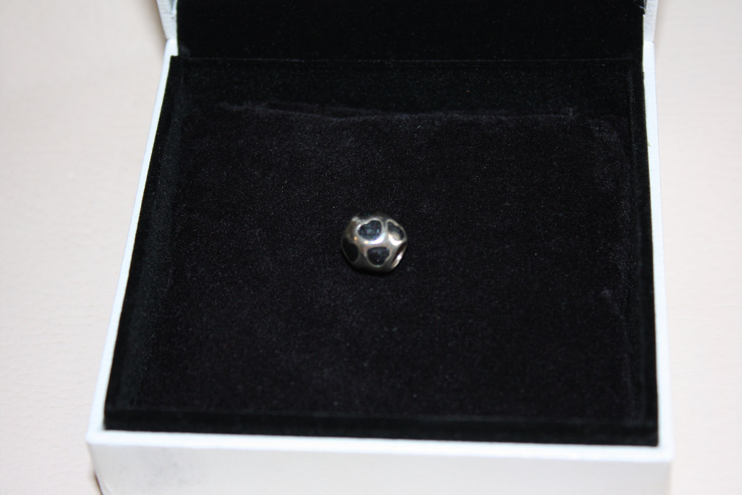 Genuine Pandora Black Enamel Hearts Ball Sparkle Charm