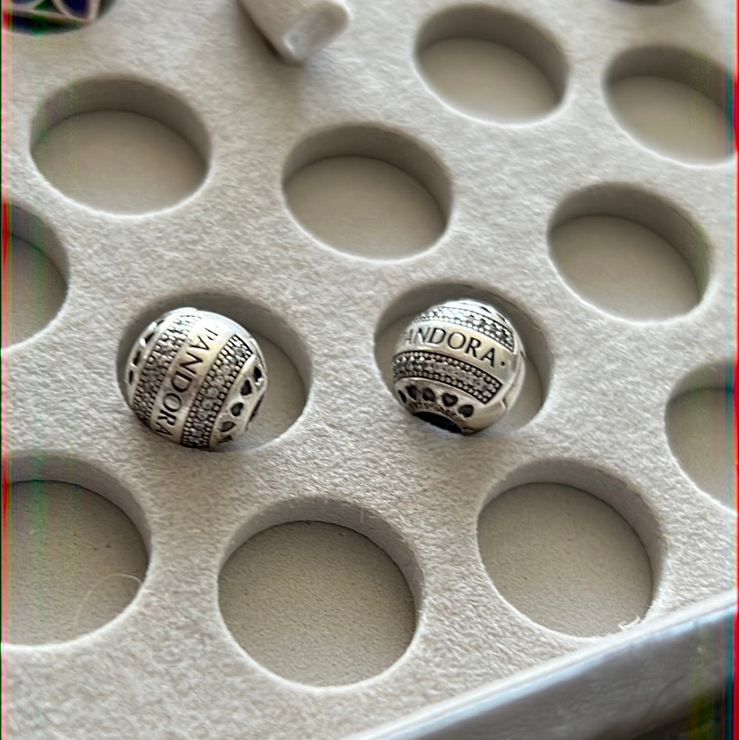 Genuine Pandora Pave Radiant Hearts Logo Pandora Clips Sold As A Pair