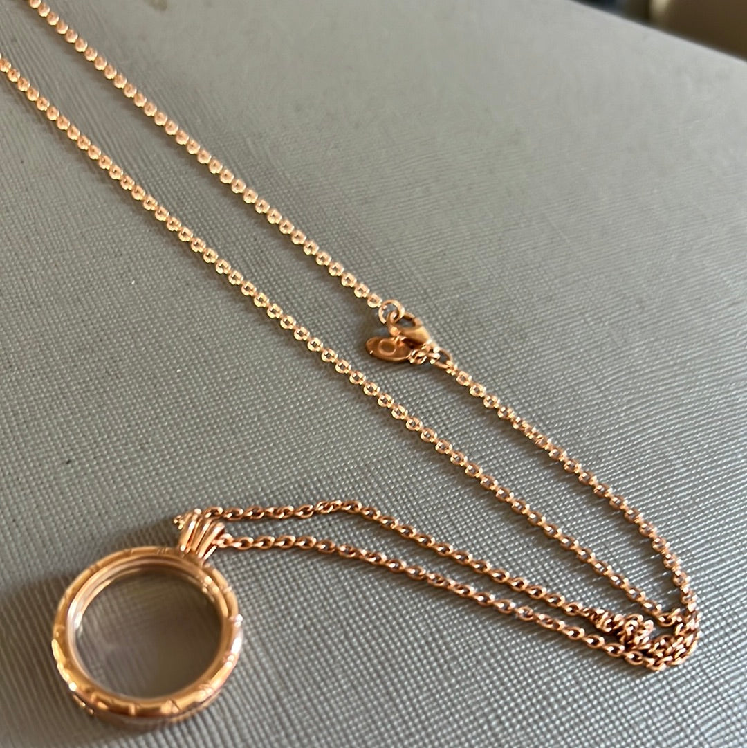 Genuine Pandora Rose Gold Medium Memory Locket Petite Pendant With 45cm Rose Gold Chain