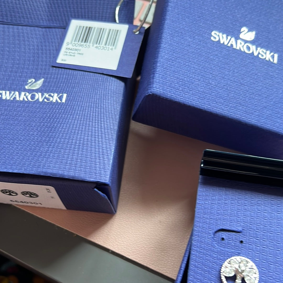 Brand New Genuine Swarovski Silver Family Tree Earrings Studs
